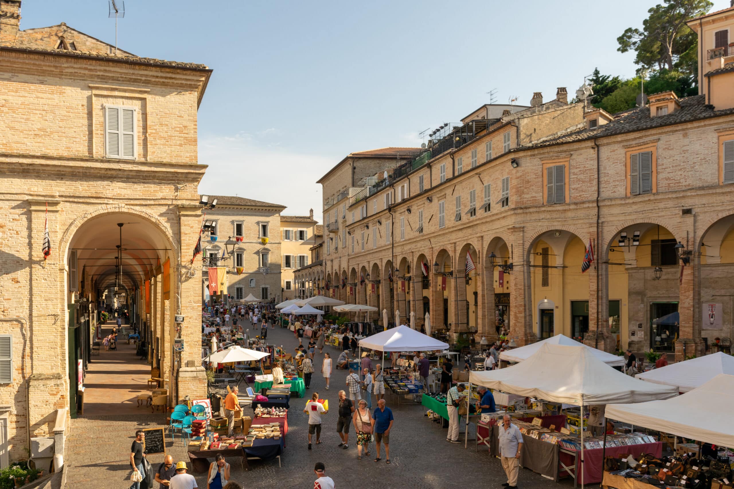 Dove e quando ci sono mercati vivaci?